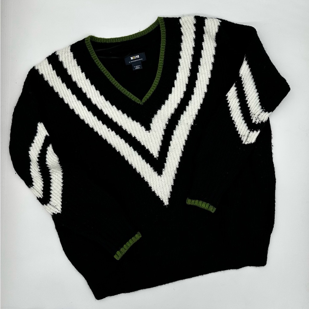 Maeve for Anthropologie Navy and White V-Neck Sweater with Green Accents